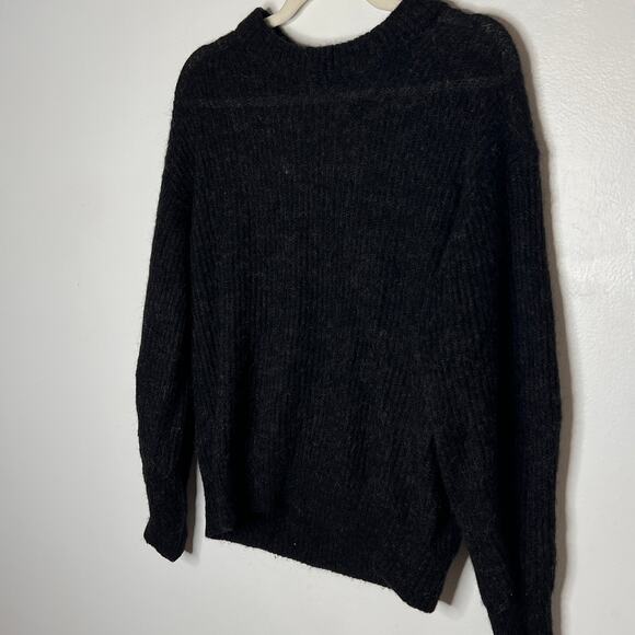 Everlane Women's Black Alpaca Pullover Lightweight Sweater Size XS - Picture 2 of 5